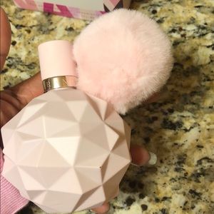 Ariana grande sweet like candy